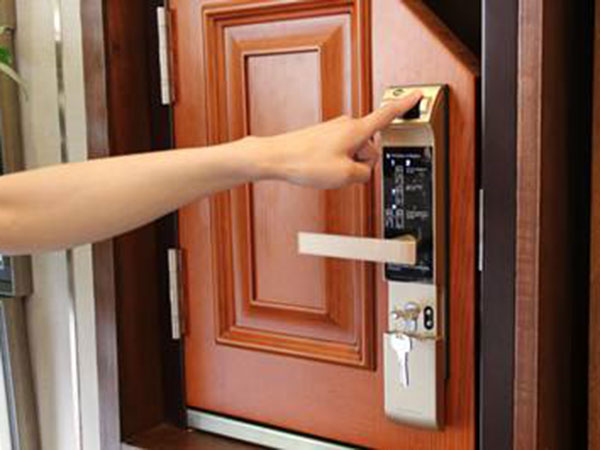 閻良區換鎖電話（24小時上門服務電話）